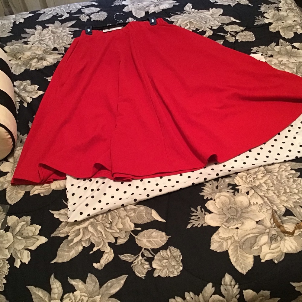 Ladies skirt